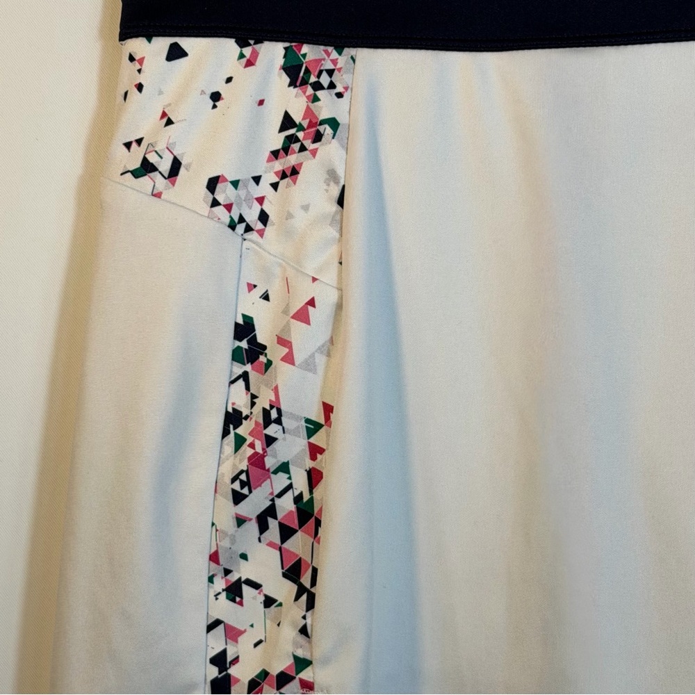 PGA Tour Whit with Colorful Geometric Design Skort Small - Picture 2 of 13